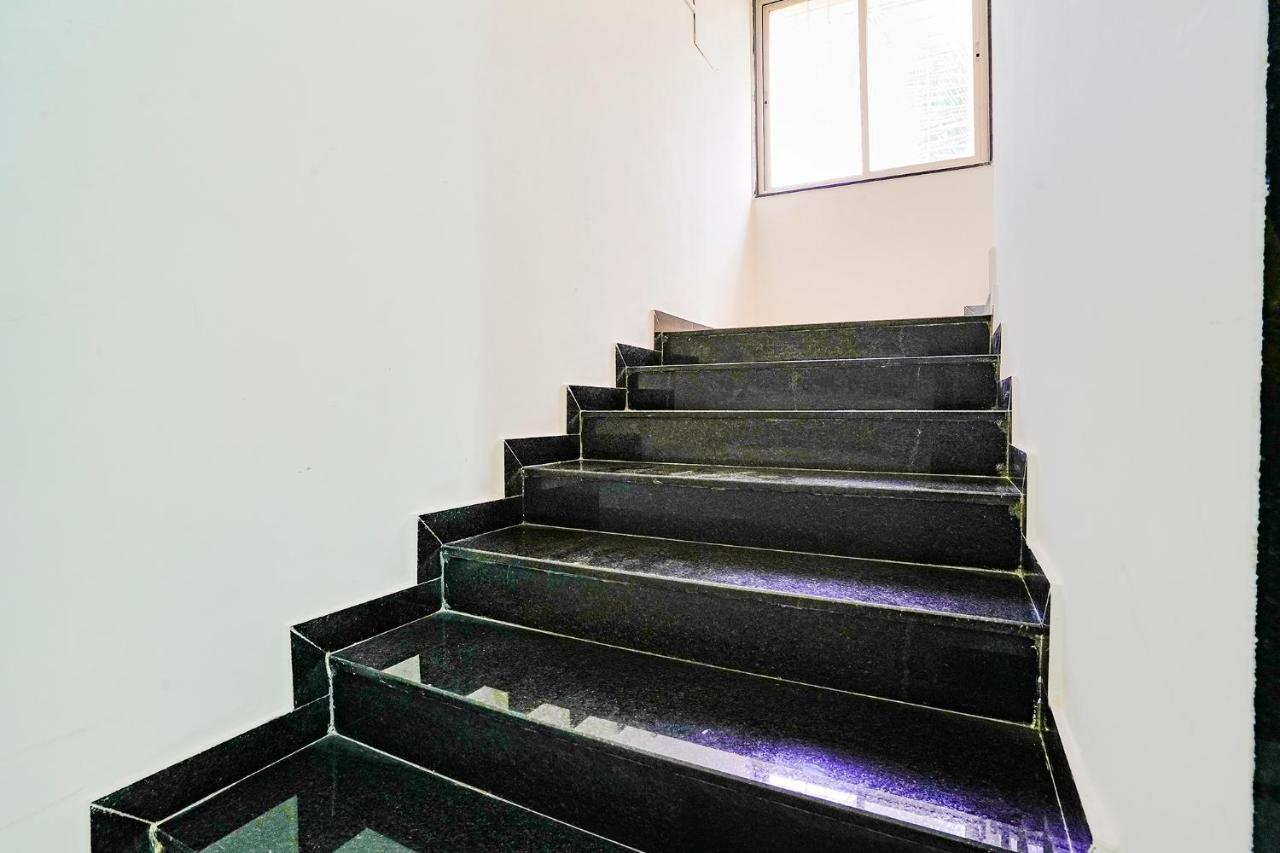Fabhotel Himalay
