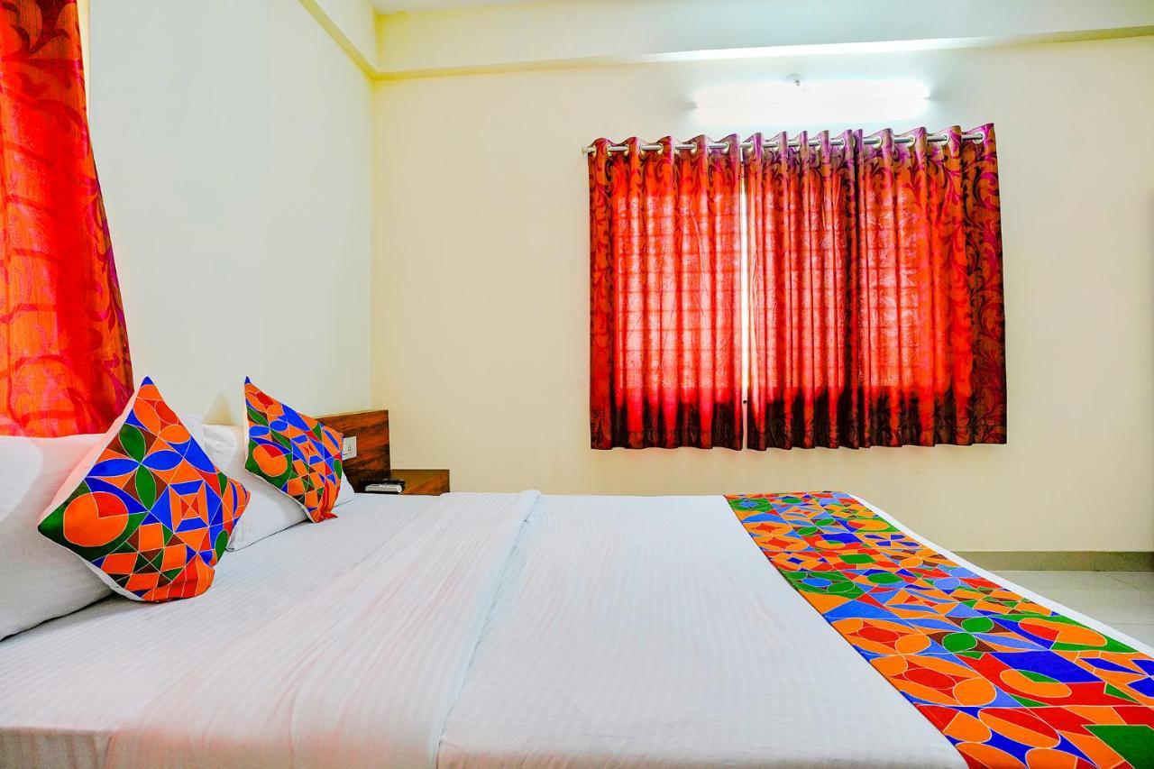 Hotel Fabhotel Himalay Pune