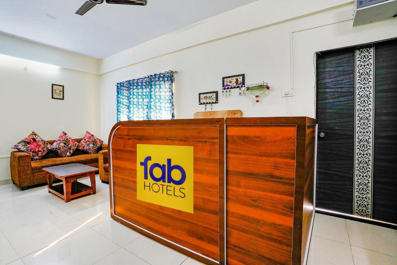 Hotel Fabhotel Himalay Pune